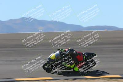 media/Nov-06-2023-Moto Forza (Mon) [[ce023d0744]]/2-Advanced Group/Session 2 (Bowl Speed Pans)/